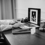 Should I use a designer or logo maker2